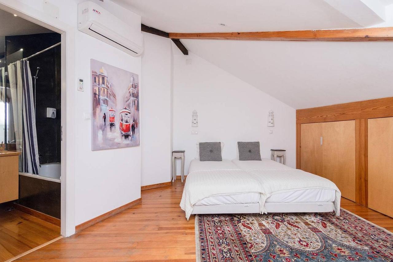Renovated Apartments In Central Lisbona Esterno foto