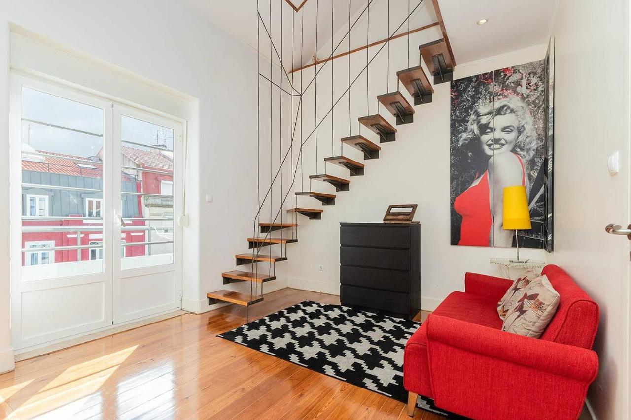 Renovated Apartments In Central Lisbona Esterno foto