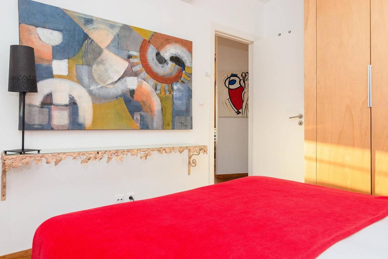 Renovated Apartments In Central Lisbona Esterno foto