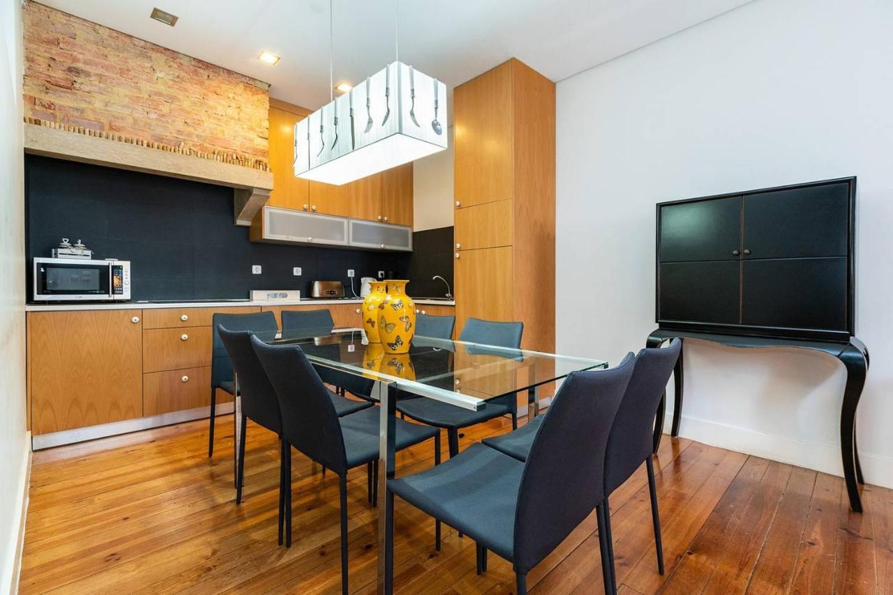 Renovated Apartments In Central Lisbona Esterno foto