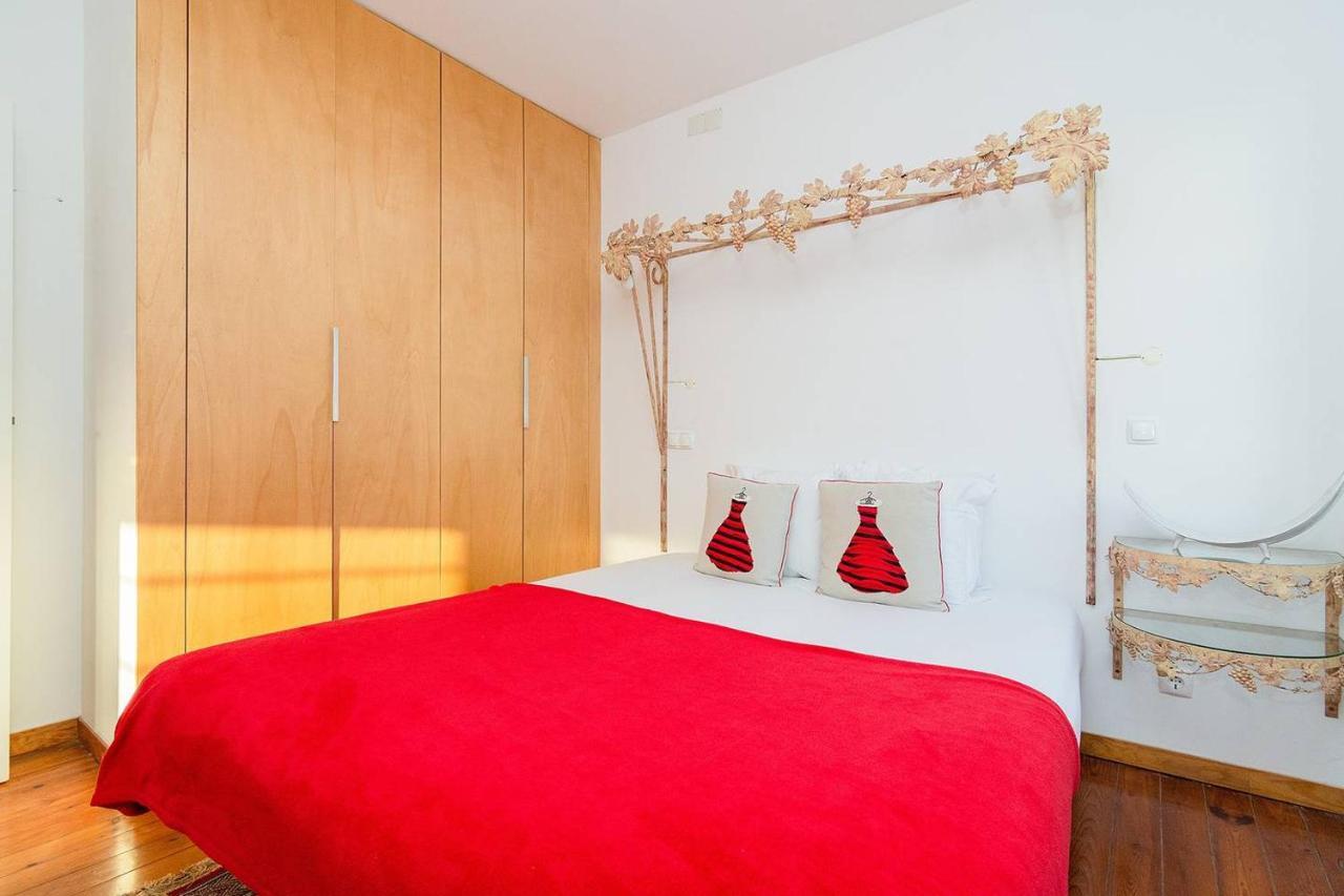 Renovated Apartments In Central Lisbona Esterno foto