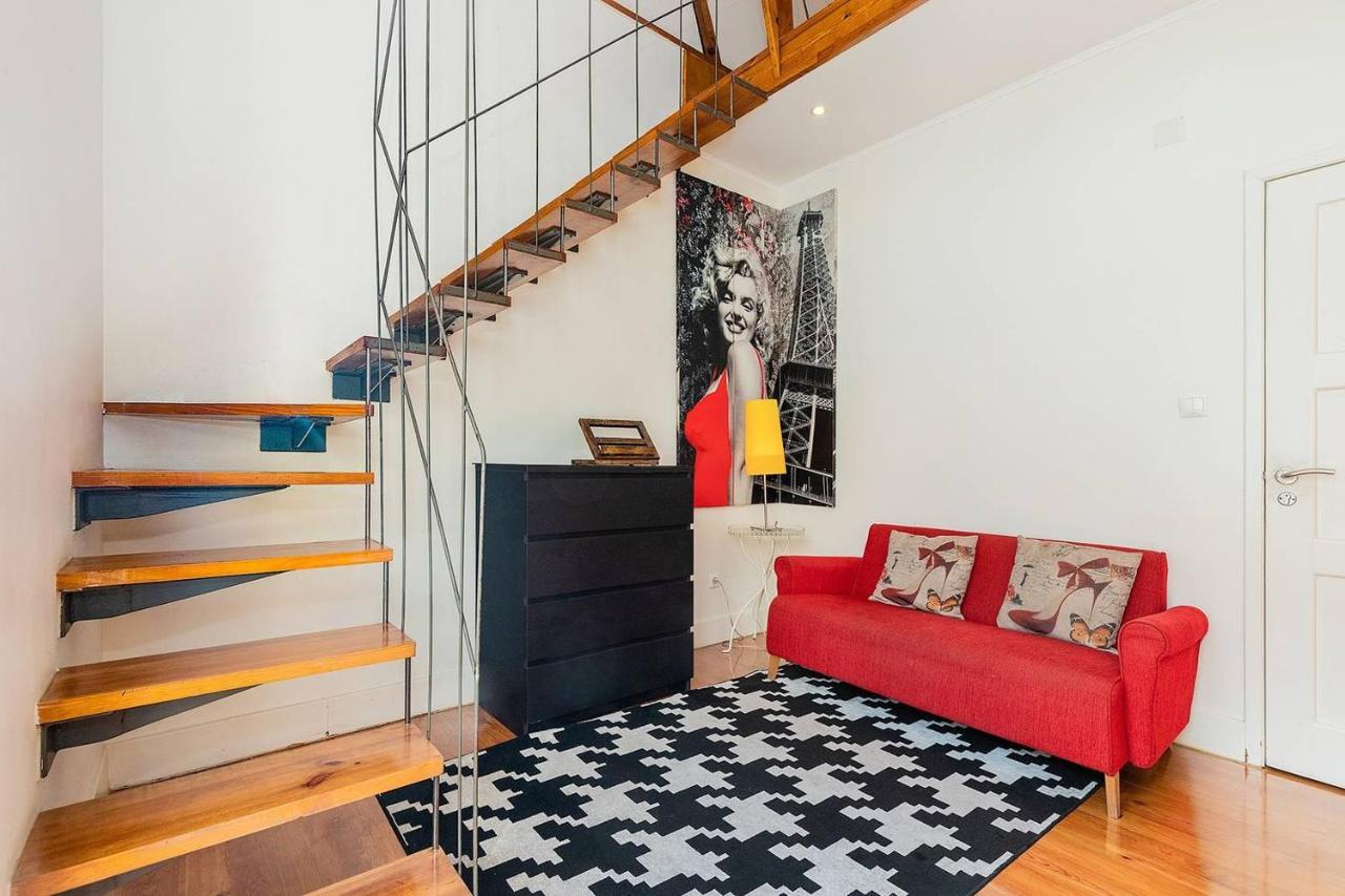 Renovated Apartments In Central Lisbona Esterno foto